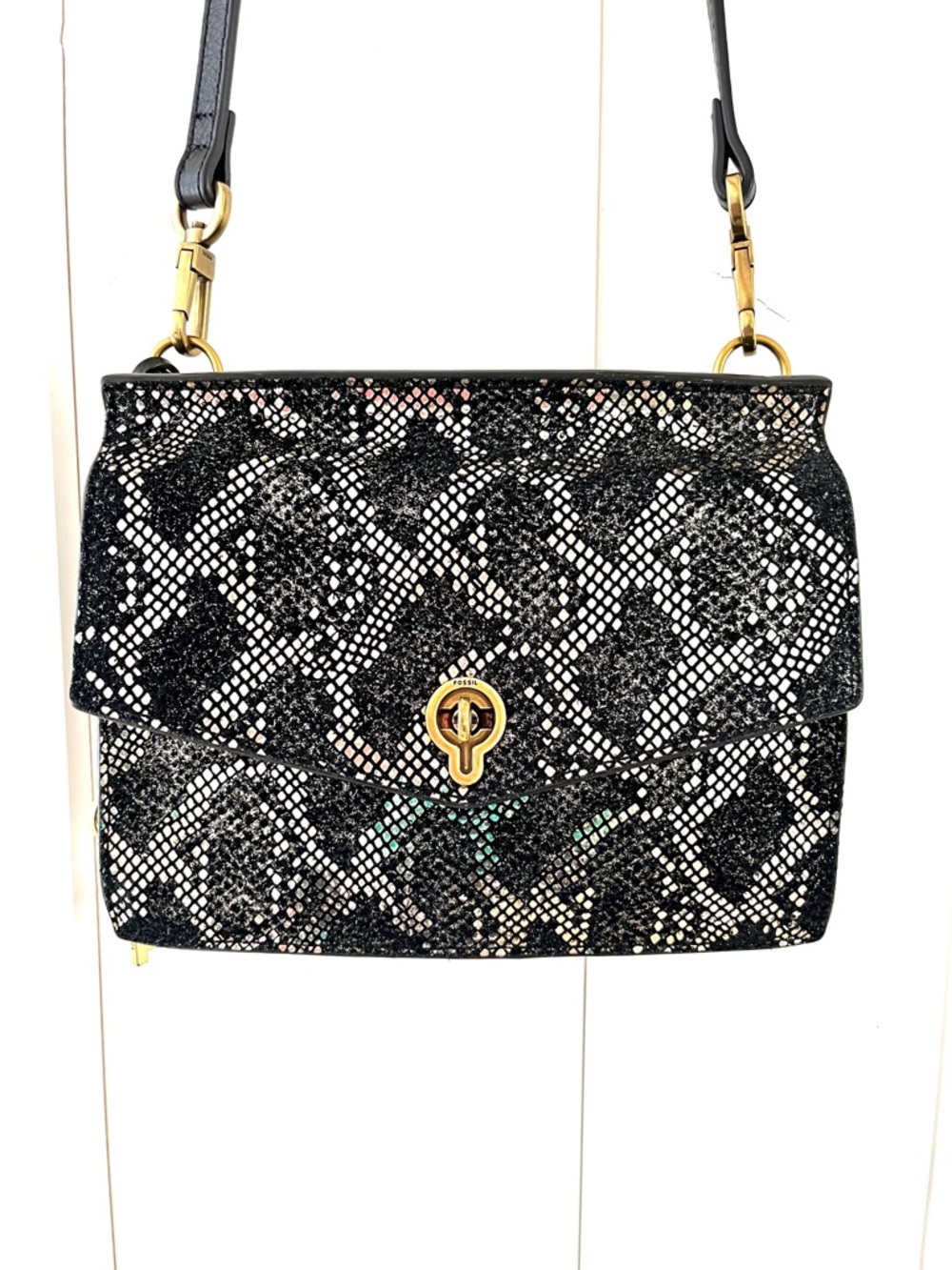 Fossil Stevie Small Leather Crossbody in Silver Metallic leather, NWOT